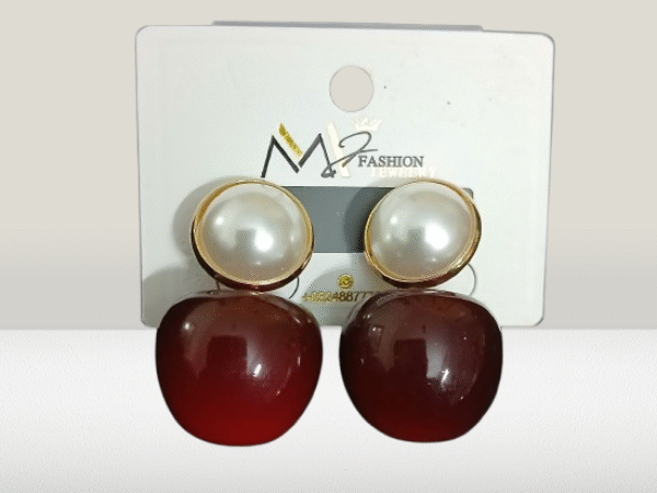 ELEGANT EARINGS : THE PERFECT STYLISH ACCESSORY